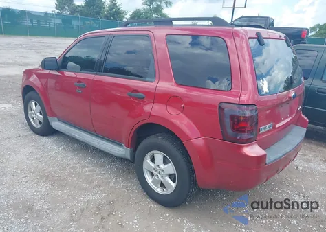 2009 Ford Escape Xlt z USA, uszkodzony, nr VIN 1FMCU93G69KB62033